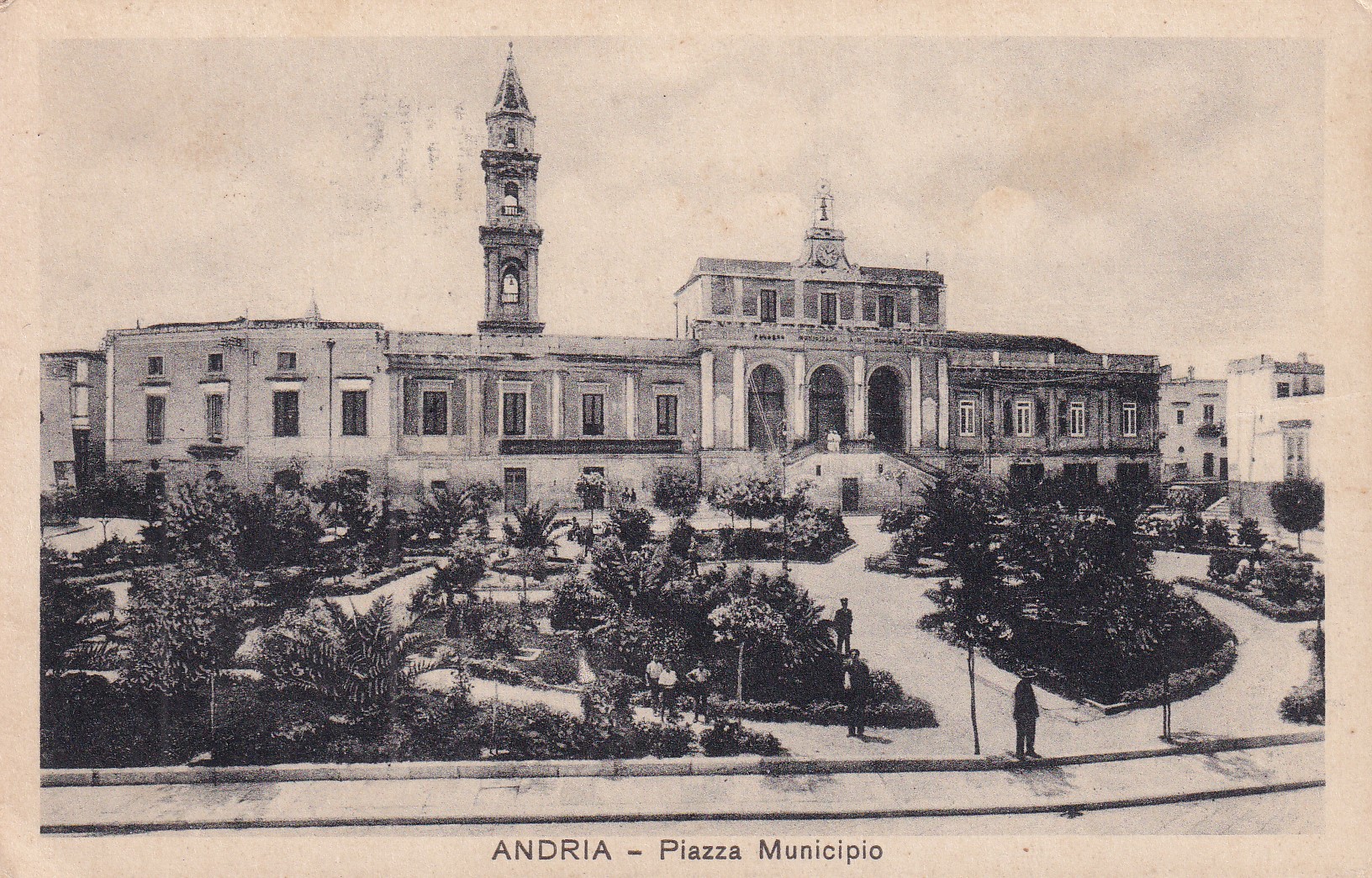 Cartolina Andria - Piazza Municipio.