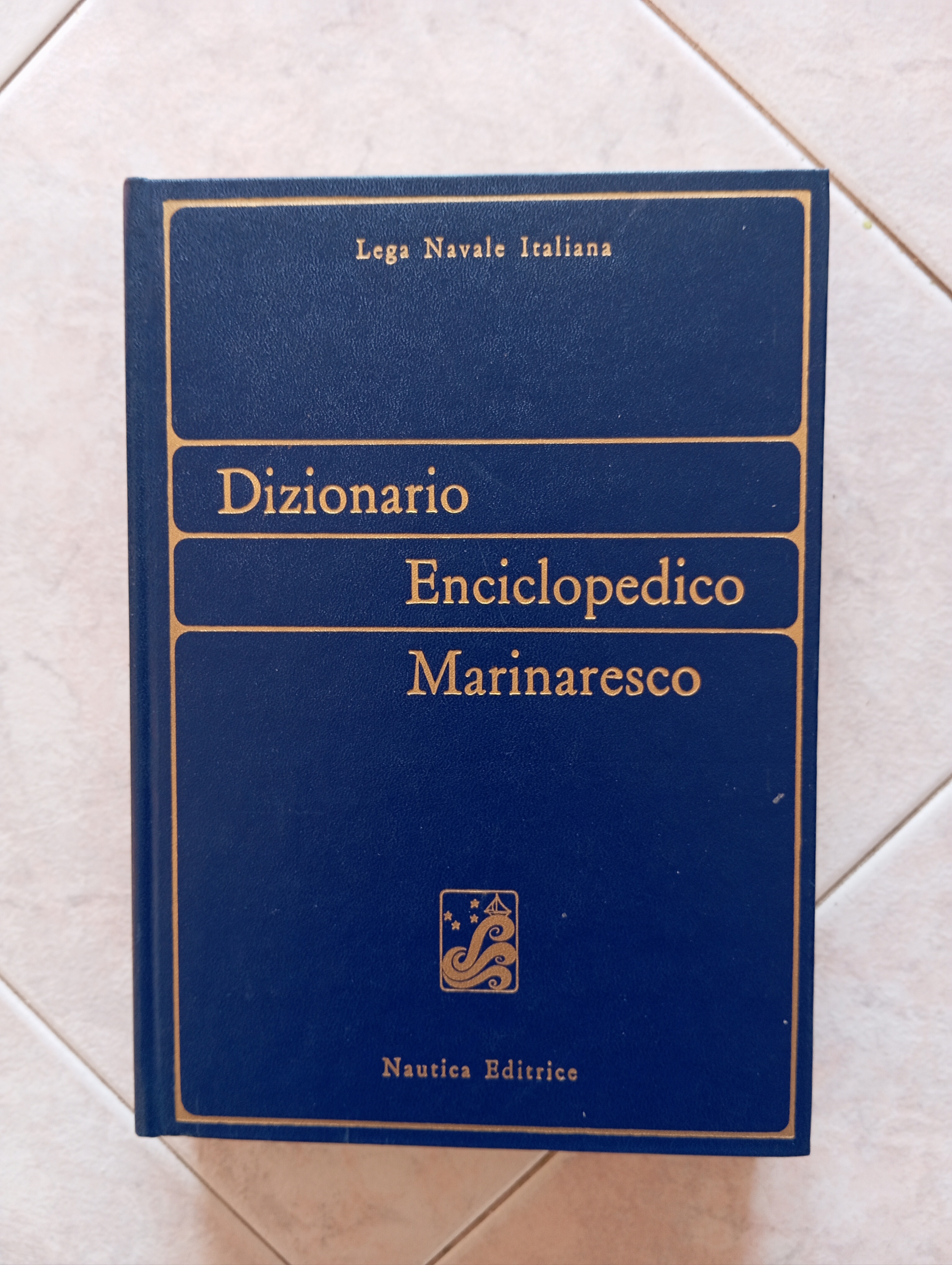 Dizionario enciclopedico marinaresco