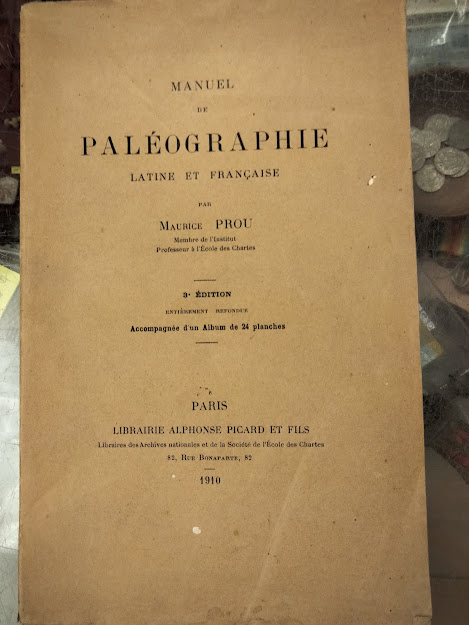 Manuel de paleographie latine et francaise.