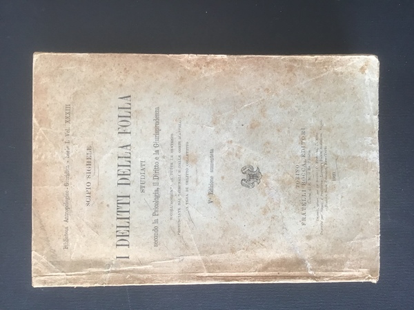 I DELITTI DELLA FOLLA