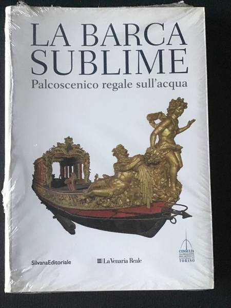 LA BARCA SUBLIME. PALCOSCENICO REGALE SULL'ACQUA