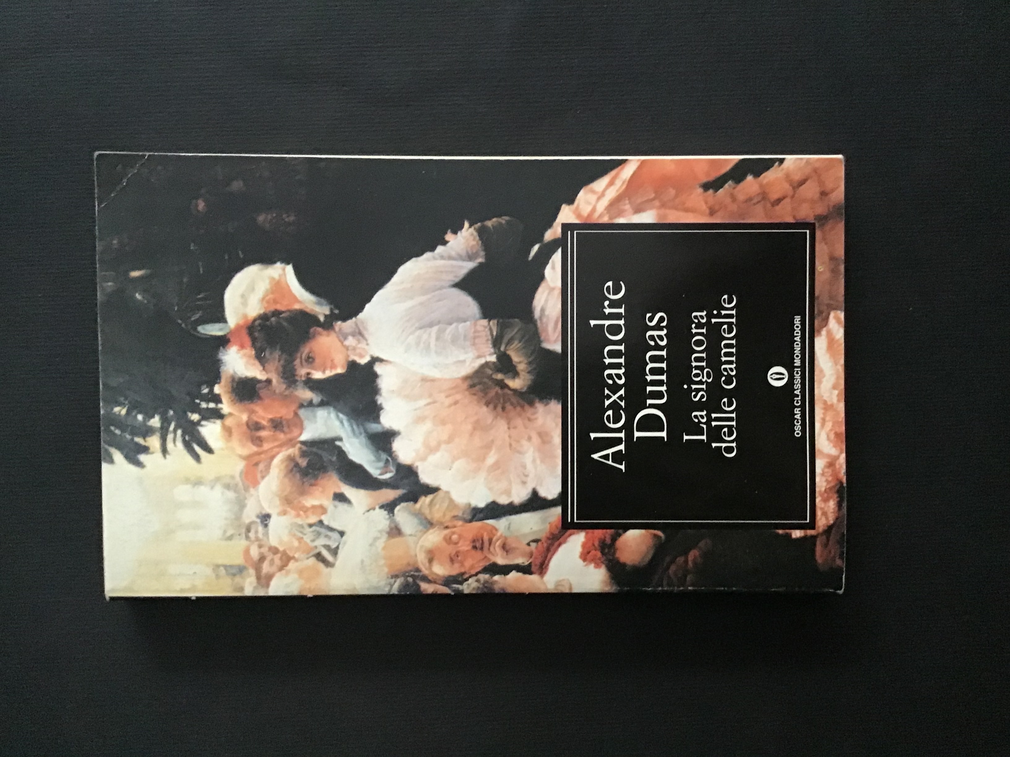 LA SIGNORA DELLE CAMELIE