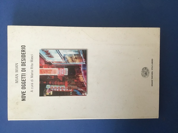 NOVE OGGETTI DI DESIDERIO