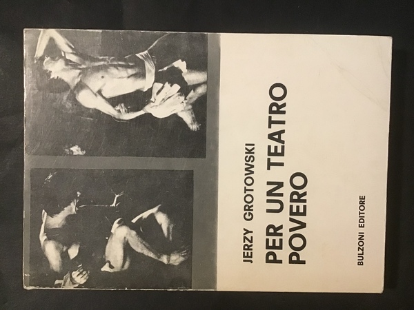 PER UN TEATRO POVERO