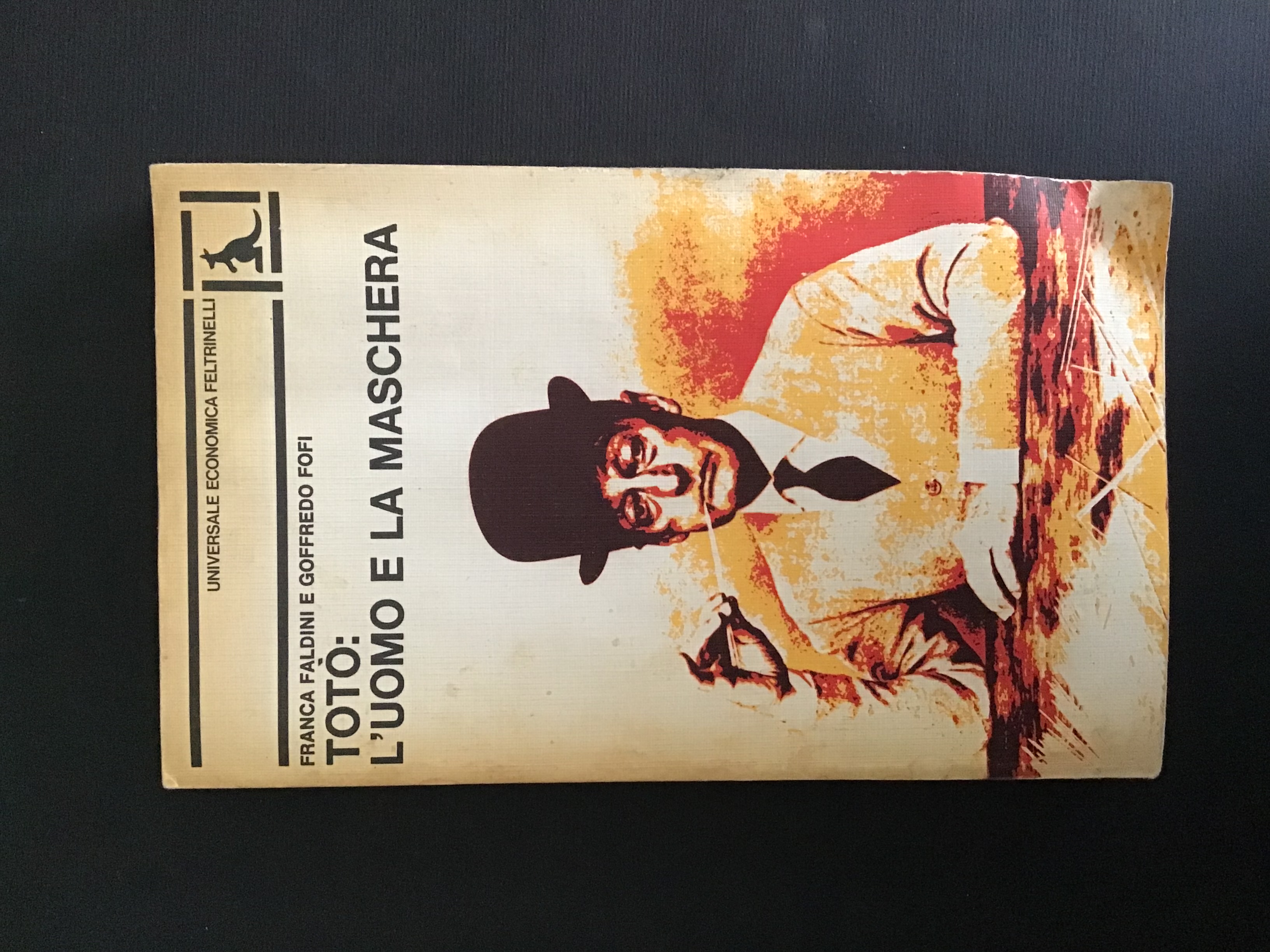 TOTO': L'UOMO E LA MASCHERA