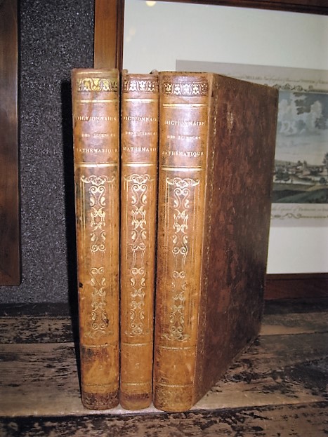 Dictionnaire des Sciences Mathématiques Pures et Appliquées, par une Société …