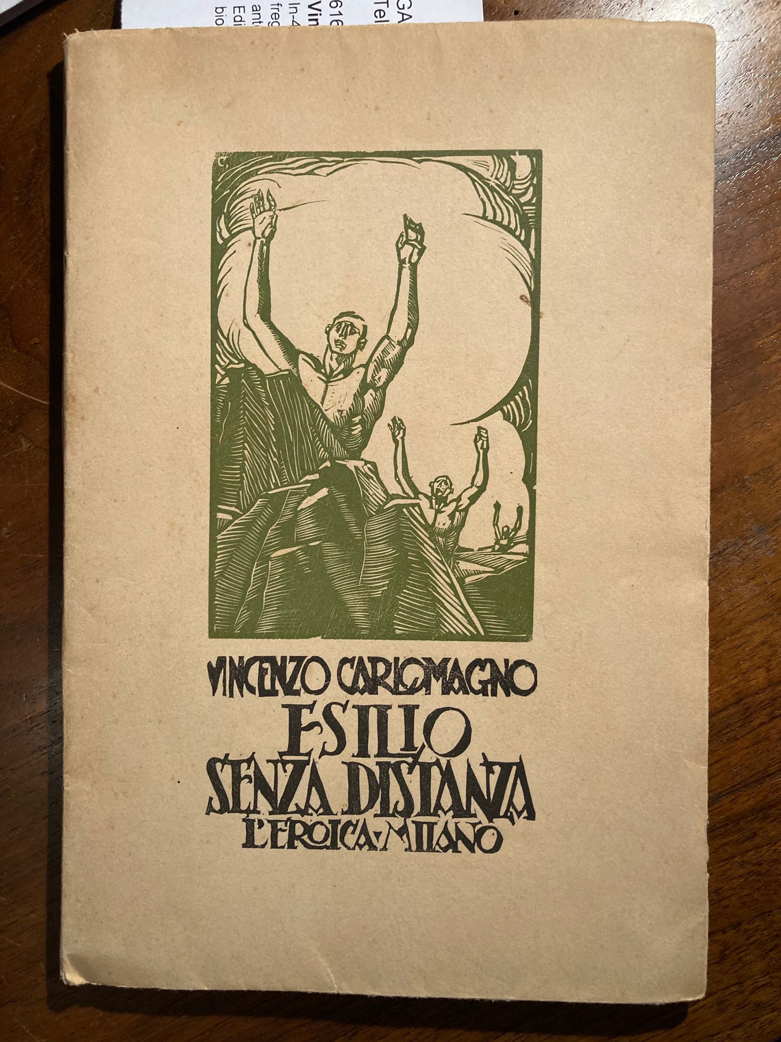 Esilio senza distanza