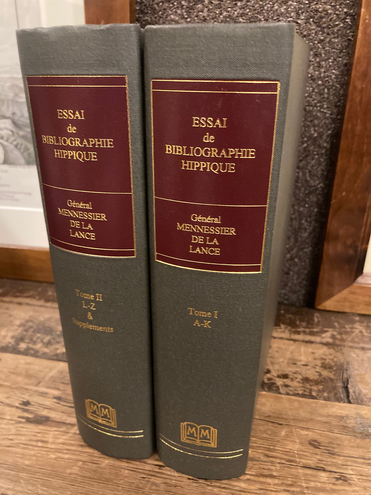 Essai de Bibliographie Hippique donnant la description détaillée des ouvrages …