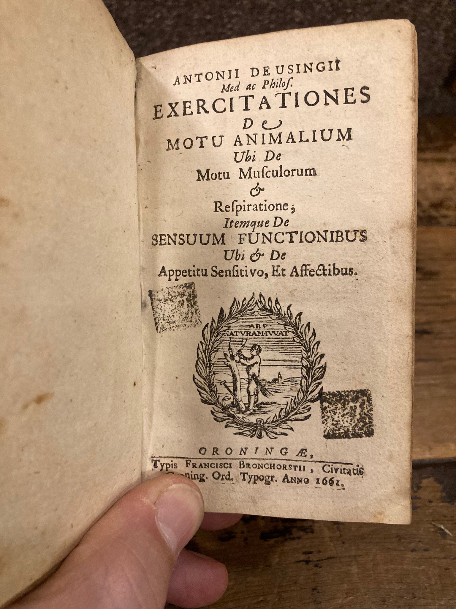 Exercitationes de motu animalium ubi de motu muscolorum & Respiratione …