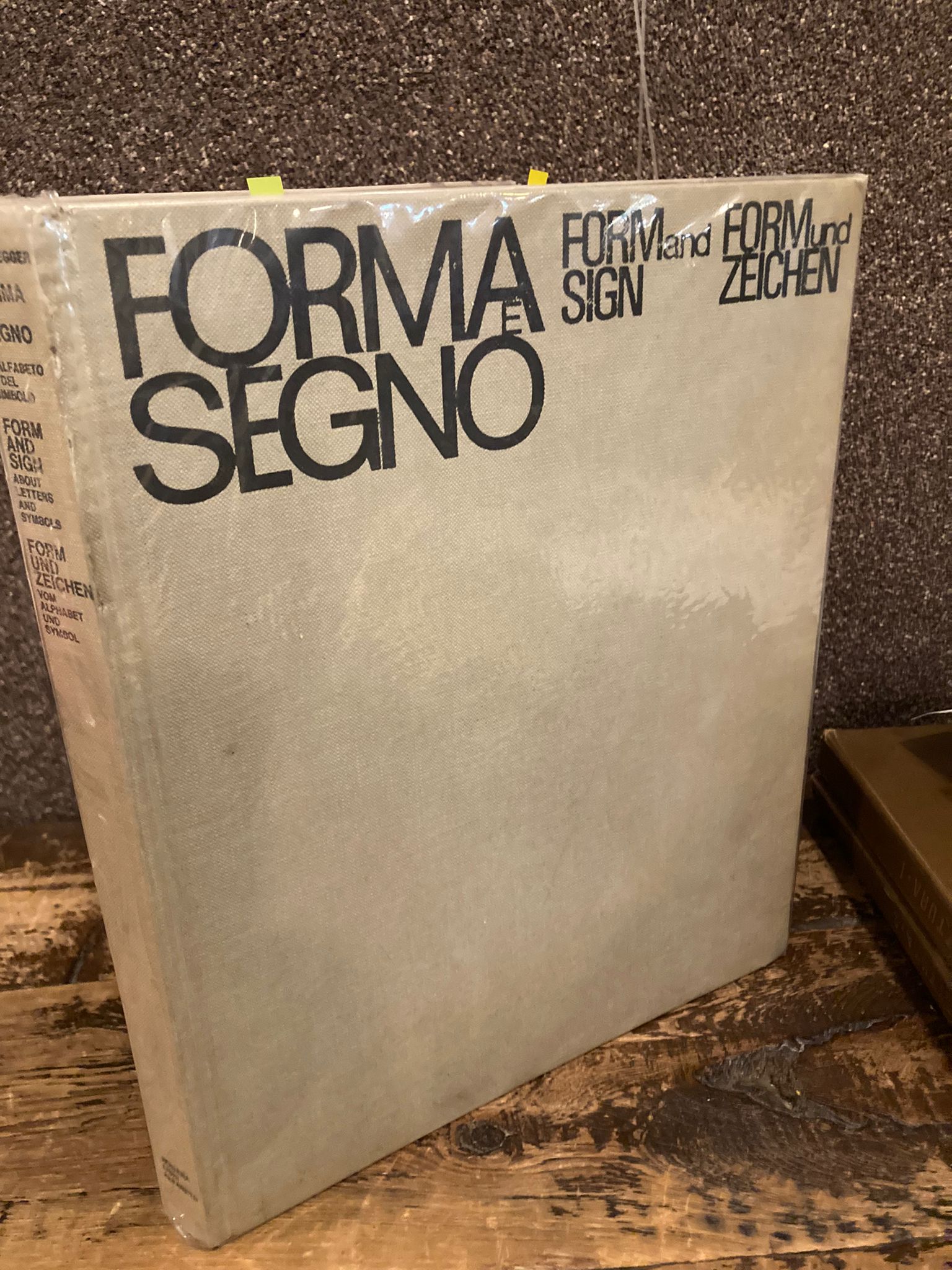 Forma e segno. Form and Sign. Form und Zeichen