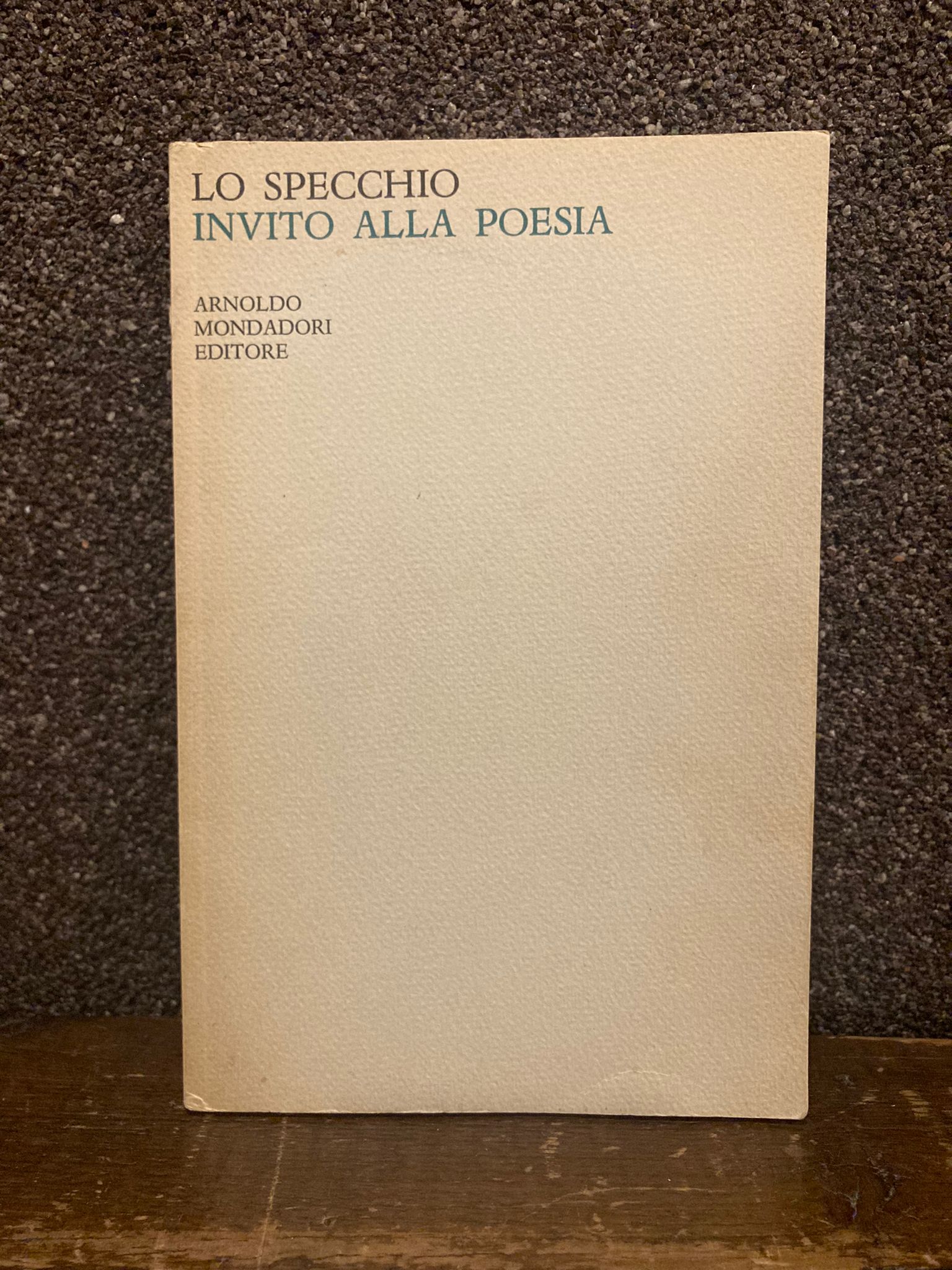 Lo Specchio. Invito alla poesia