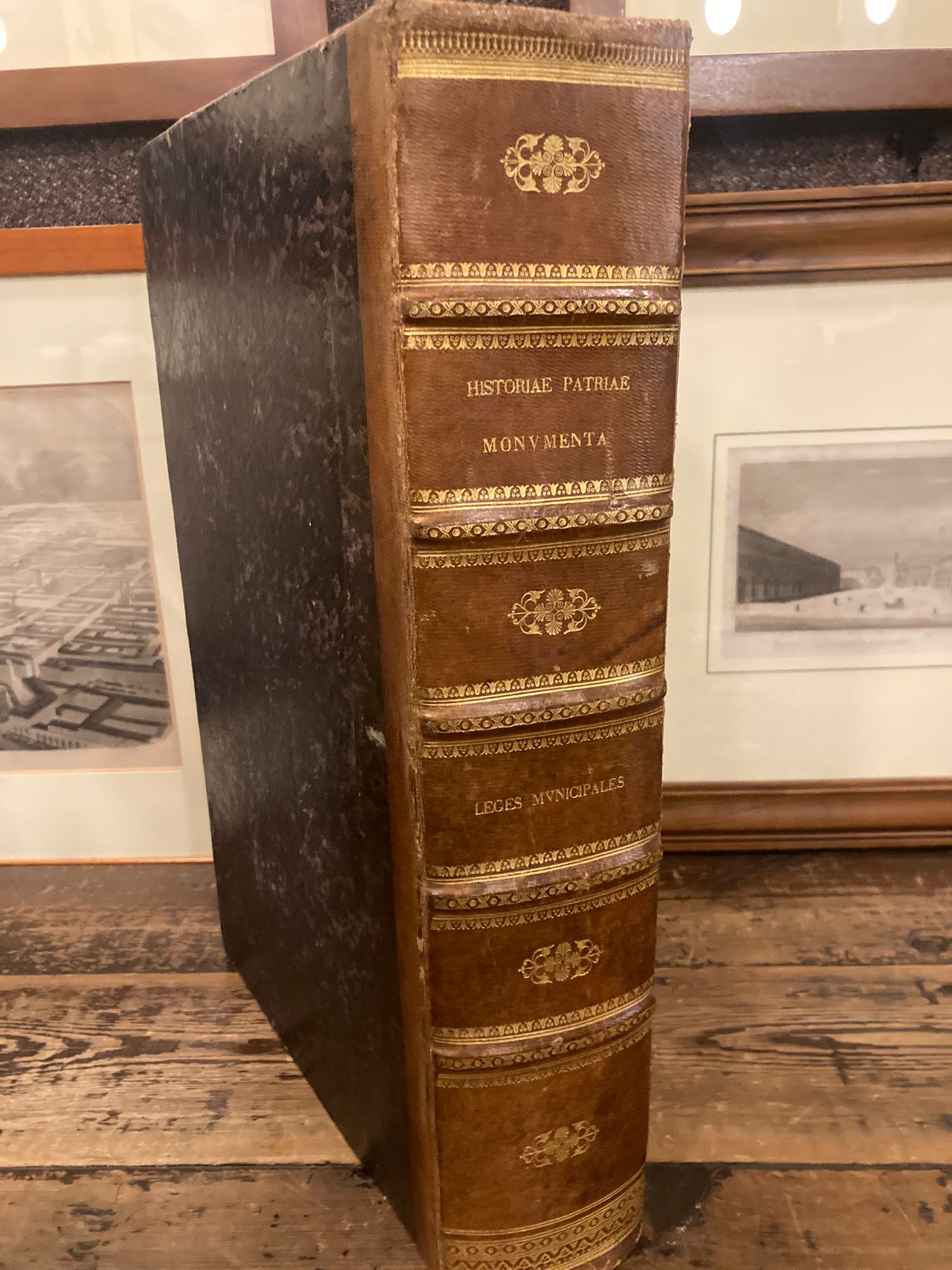 Monumenta Historiae Patriae edita iussu Regis Caroli Alberti. LEGES MUNICIPALES. …