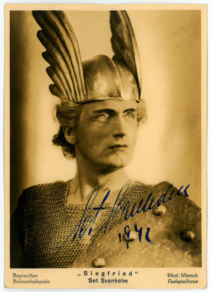 Portraitpostkarte mit eigenh. U.