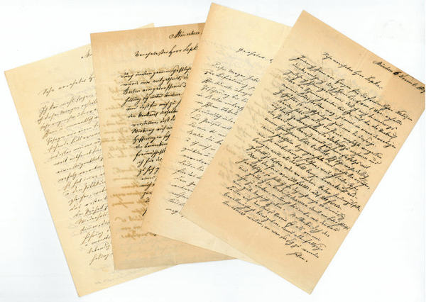 4 eigenh. Briefe mit U.