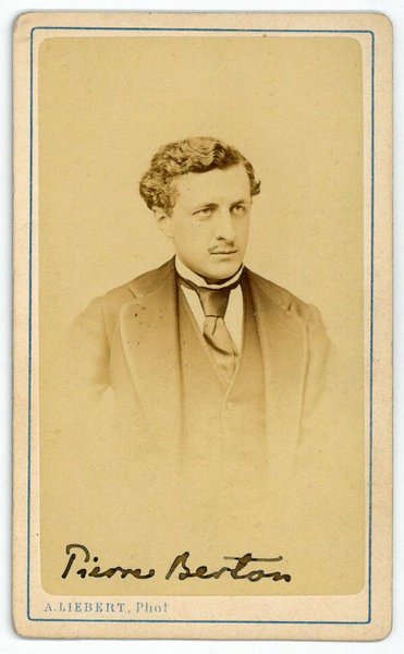 Kabinettphotographie mit eigenh. U.