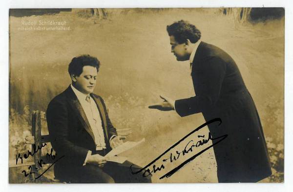 Portraitpostkarte mit eigenh. U.