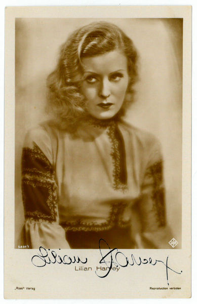 Portraitpostkarte mit eigenh. U.