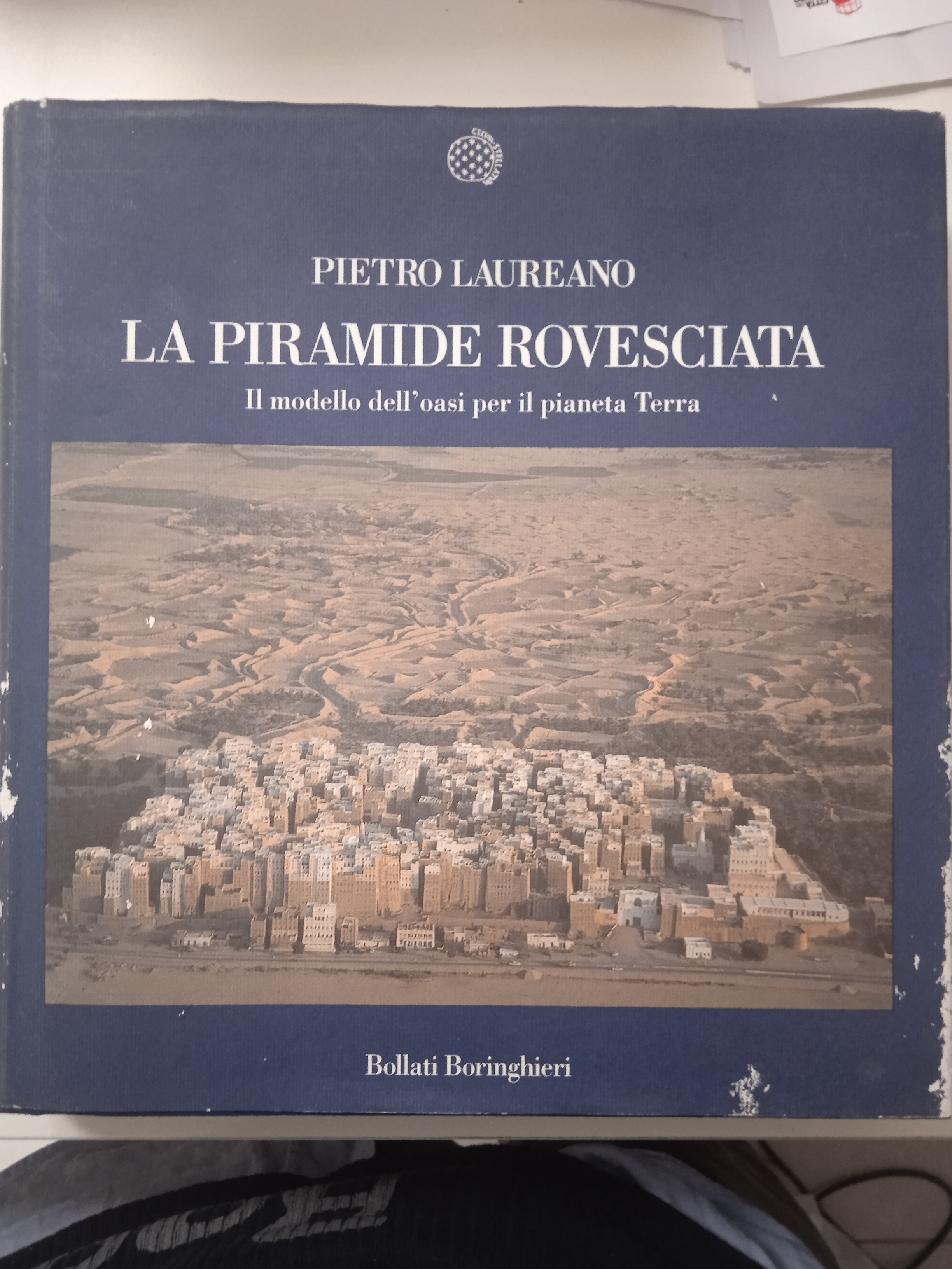 La piramide rovesciata