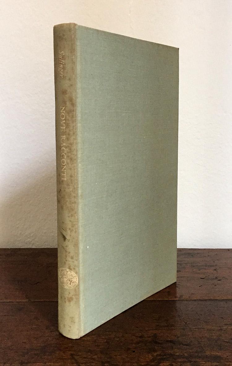 Nove racconti. Traduzione di Carlo Fruttero.