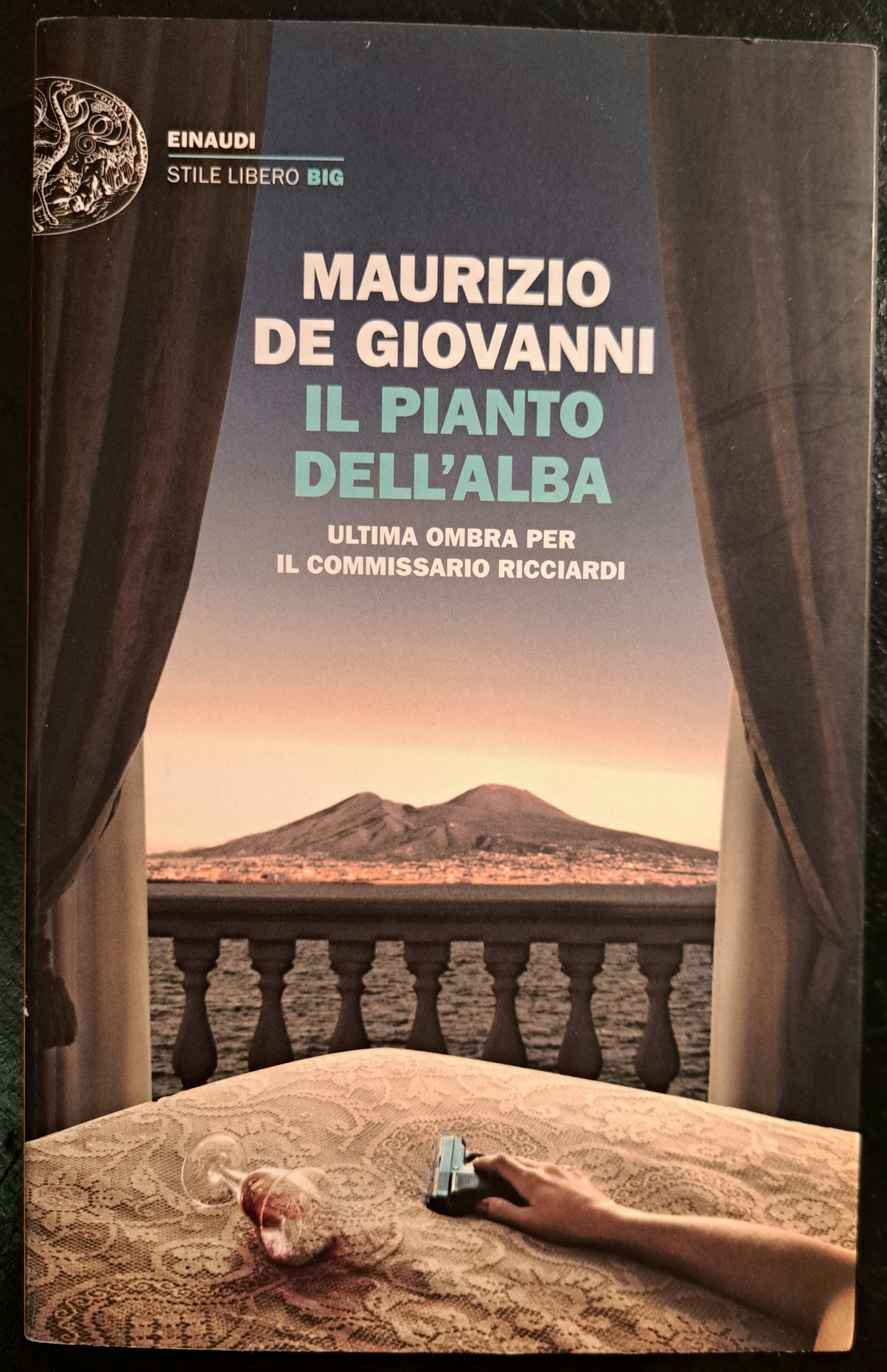 Il pianto dell'alba. Ultima ombra per il Commissario Ricciardi