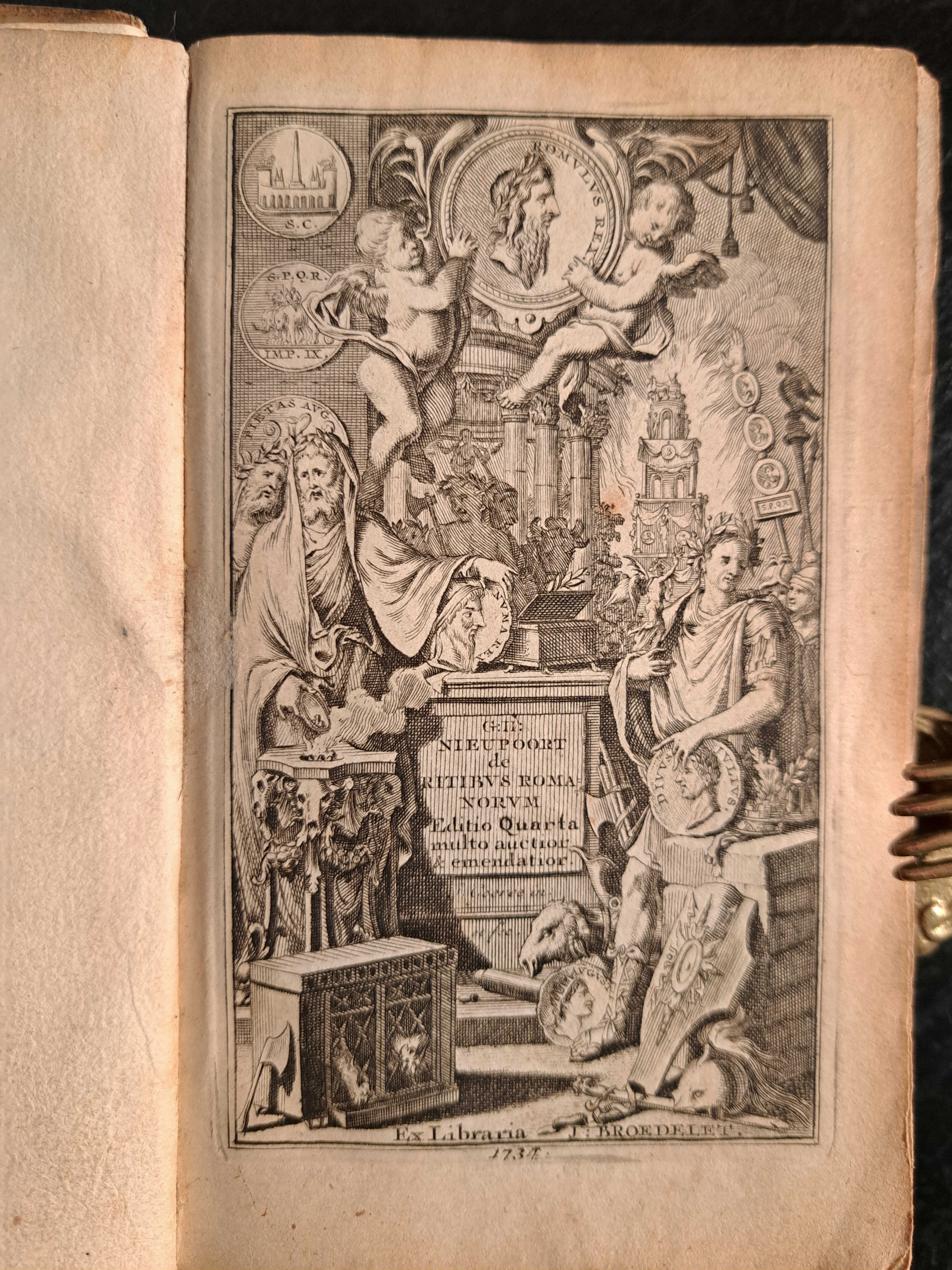 Rituum, qui apud Romanos obtinerunt, succincta explicatio; Ad intelligentiam Veterum …