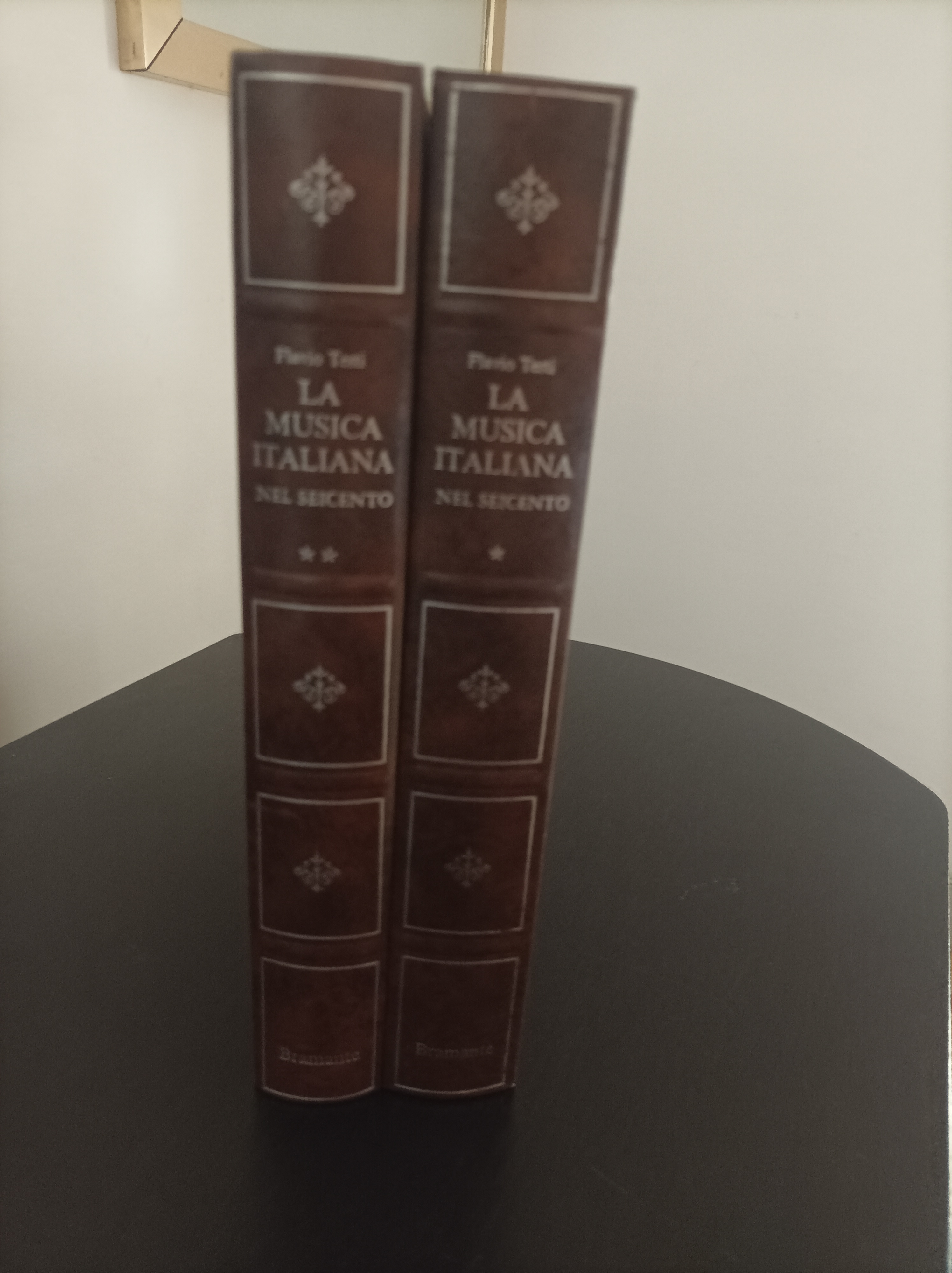 LA MUSICA ITALIANA NEL SEICENTO ( due volumi ) .