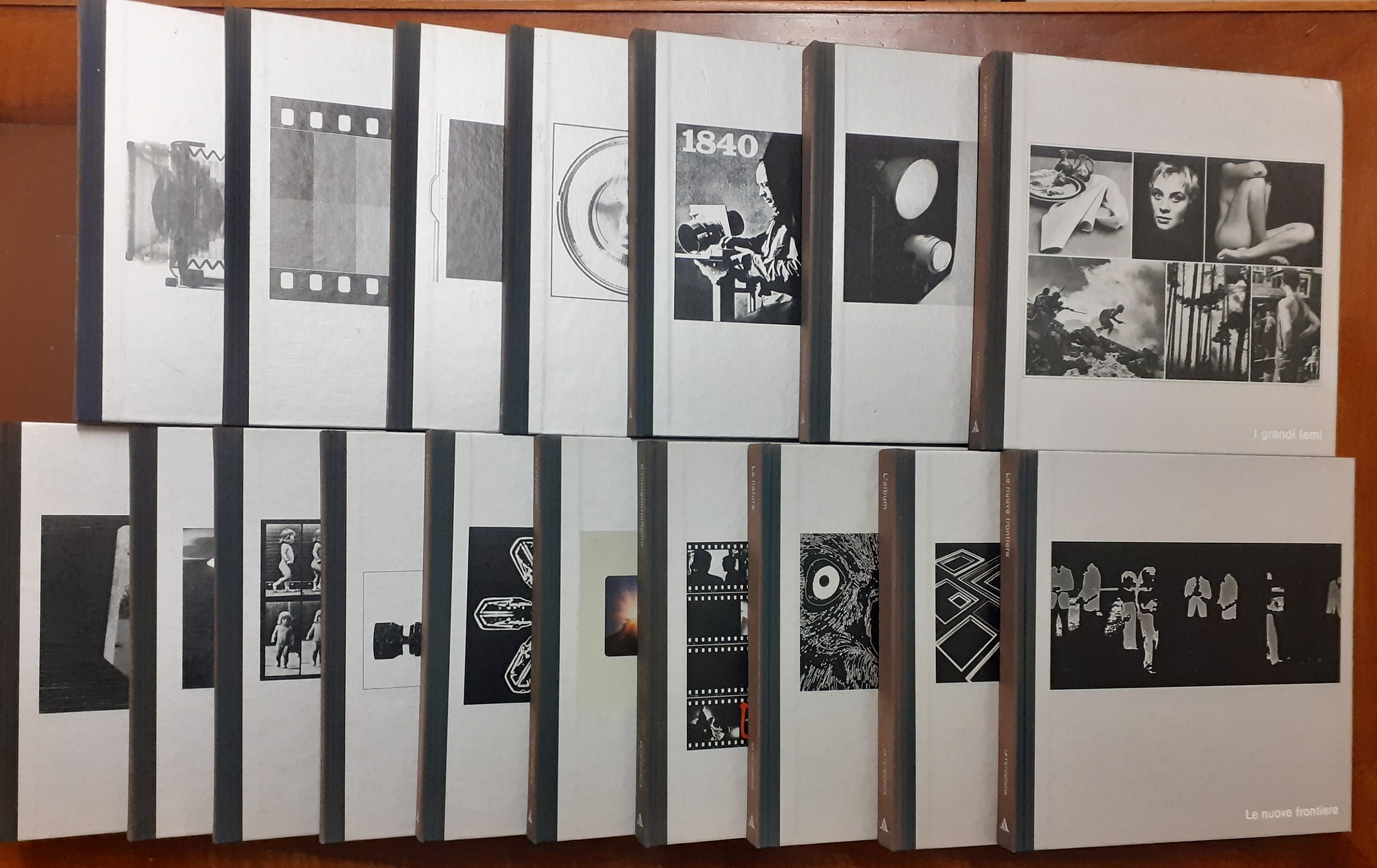 La fotografia, A. Mondadori, 1978-1979, 17 voll.