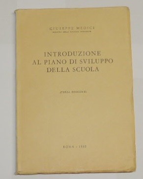 Medici, Introduzione al piano di sviluppo della scuola