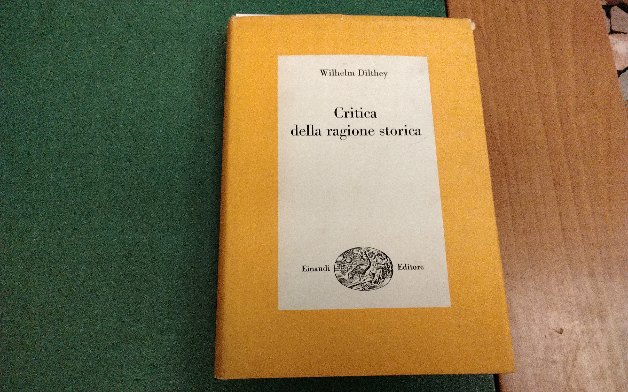 Critica della ragione storica