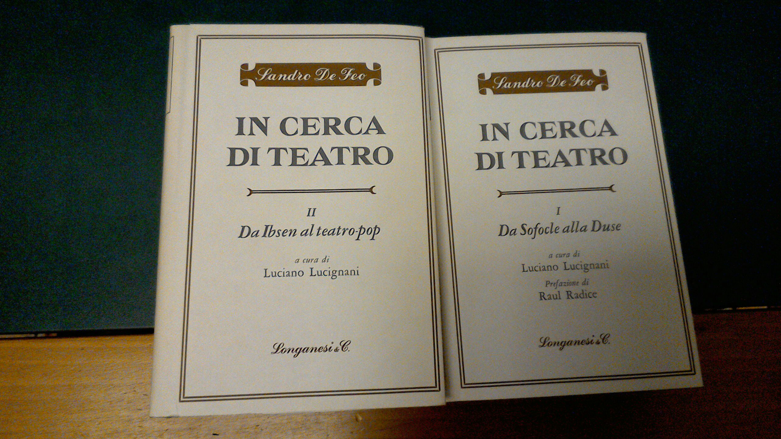 In cerca di teatro ( 2 volumi )
