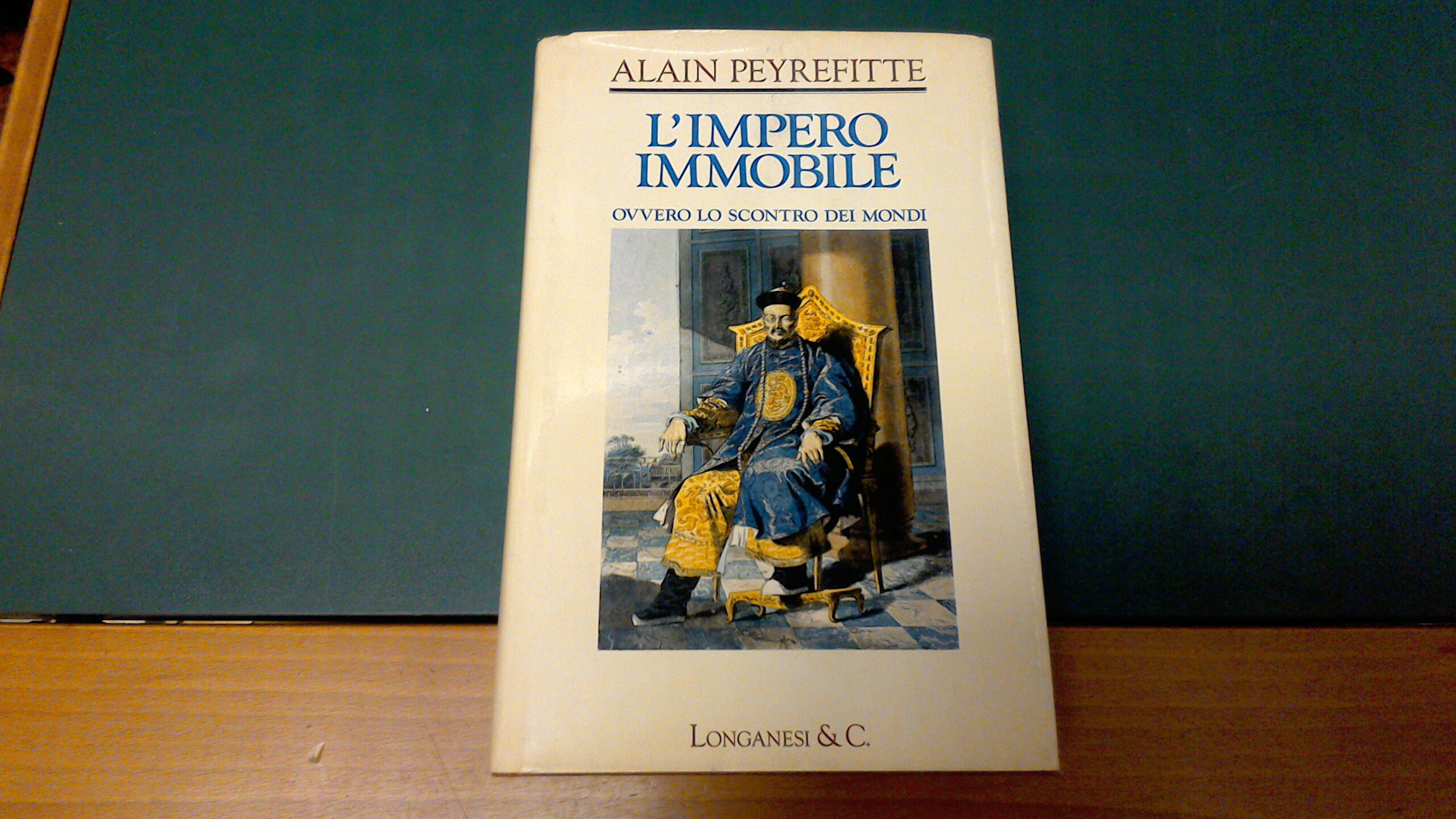 L'impero immobile - ovvero lo scontro dei mondi