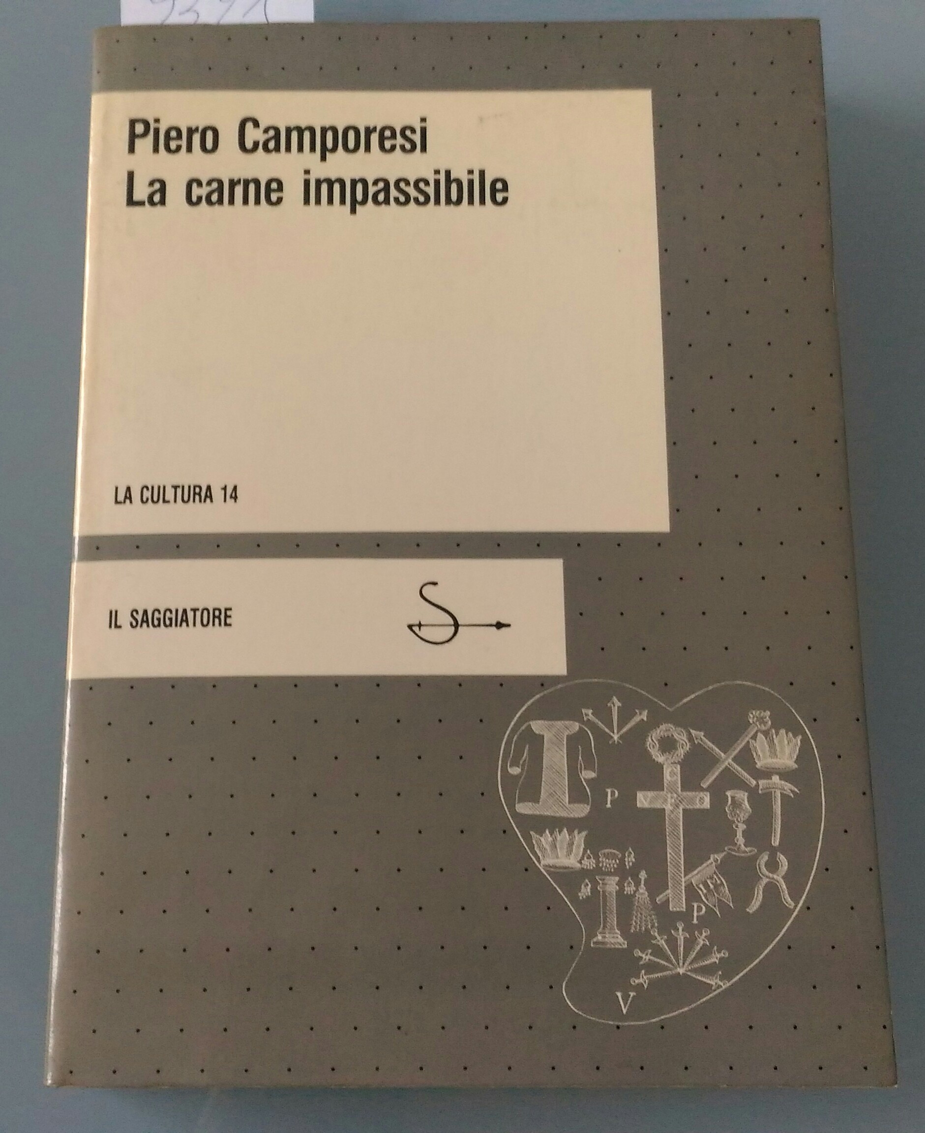 La carne impassibile