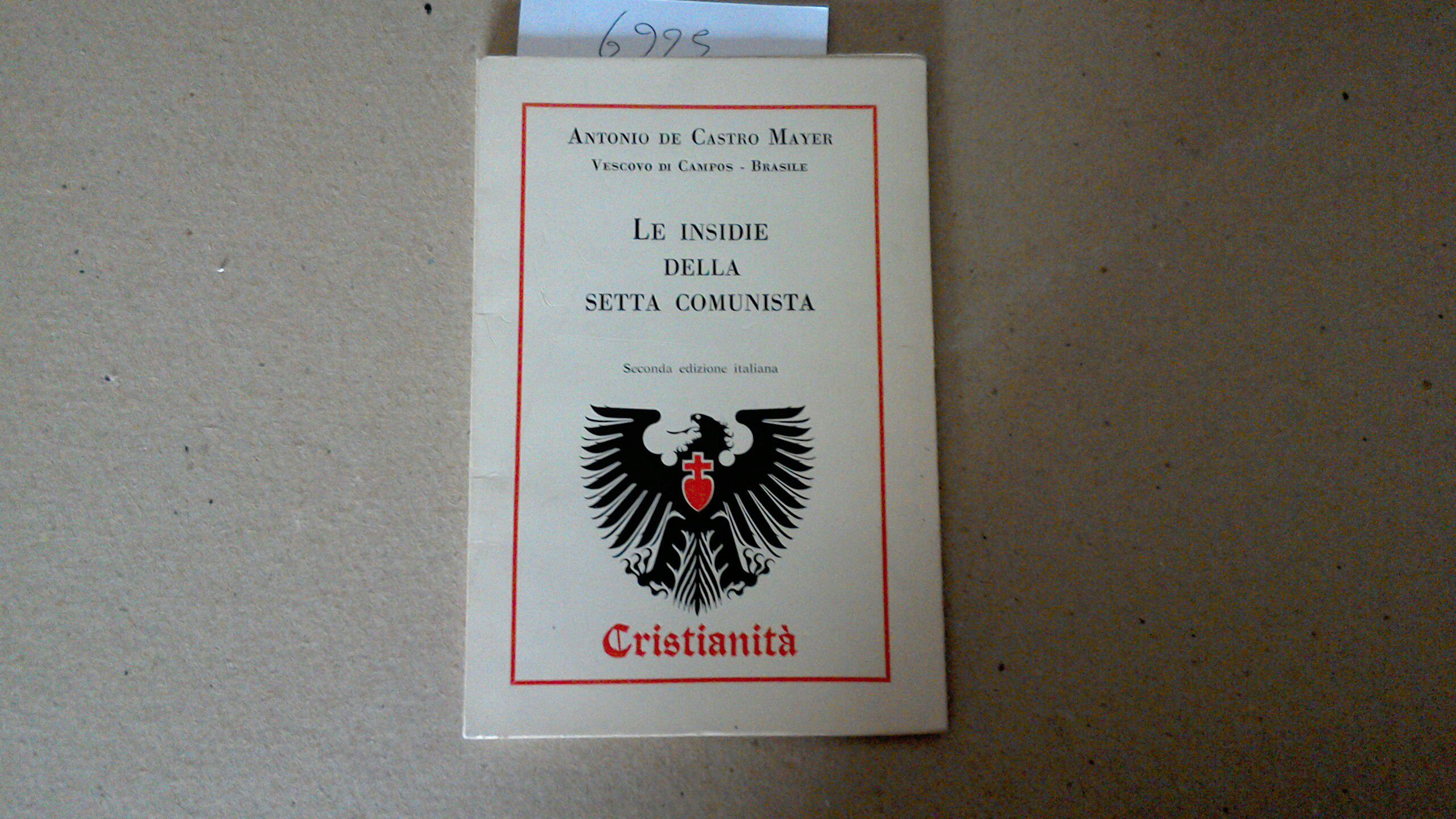 Le insidie della setta comunista