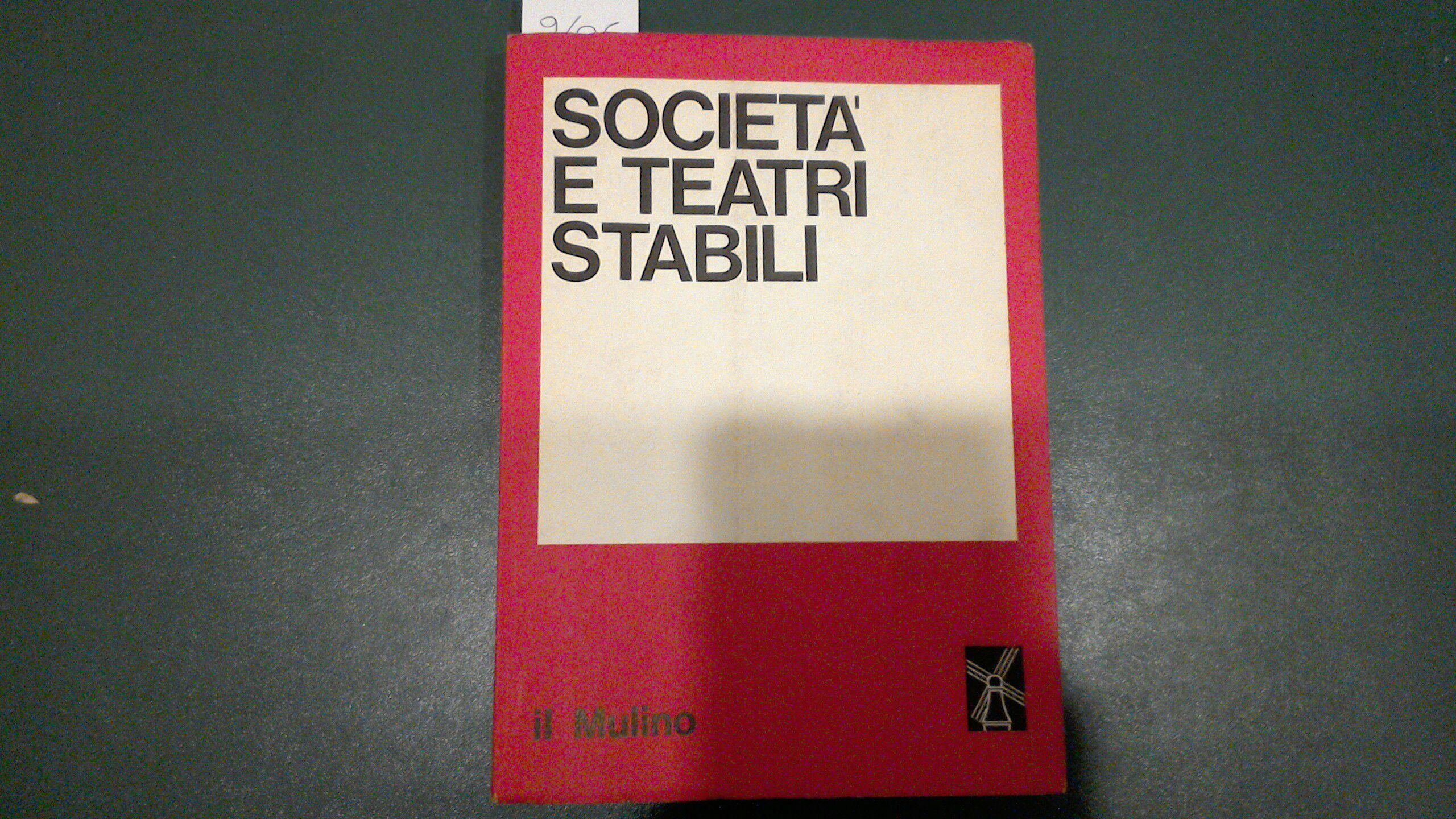 Società e teatri stabili