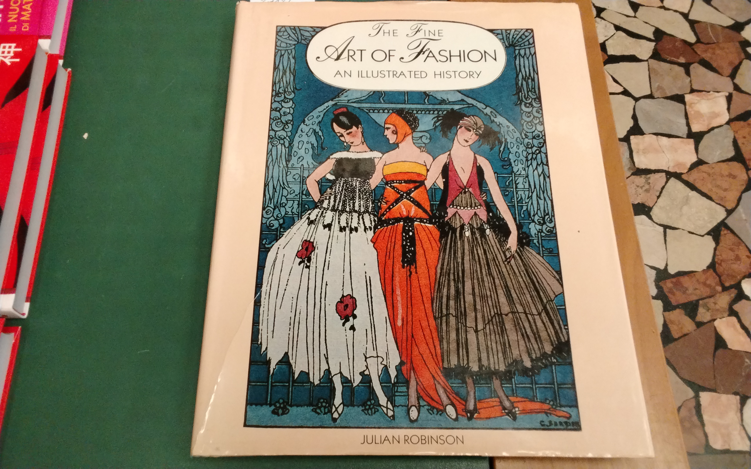 The fine art of fashion - an illustrated history