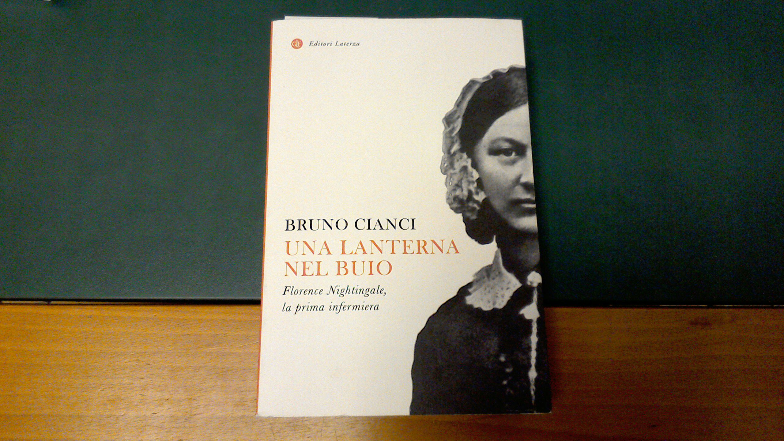 Una lanterna nel buio - Florence Nightingale, la prima infermiera