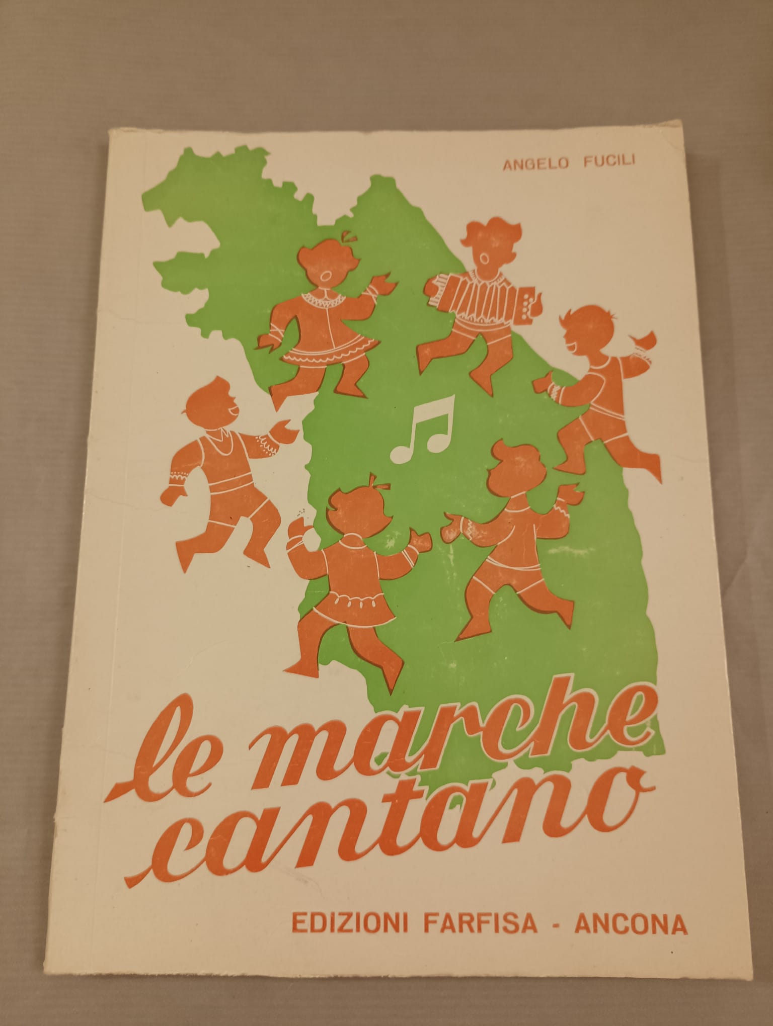 LE MARCHE CANTANO