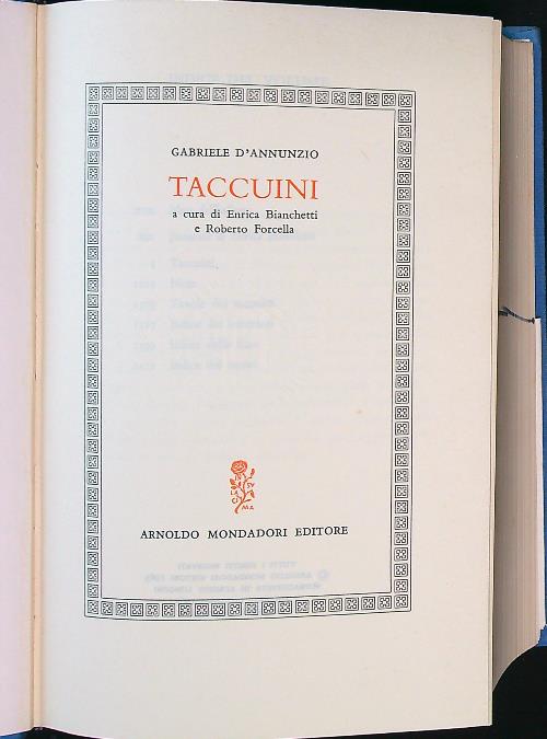 Taccuini cofanetto e sovracopertina mancante