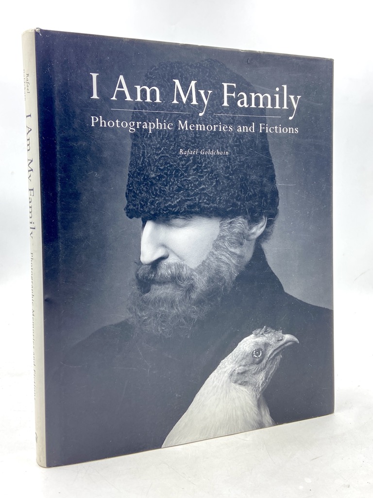 I Am my Family. Photographic Memories and Fictions.