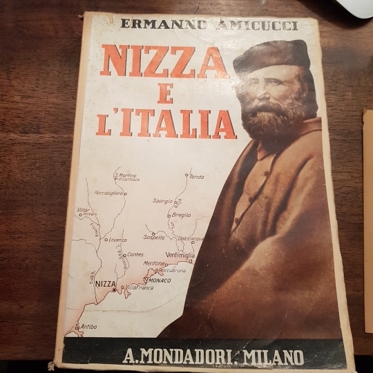 Nizza e l'Italia. Con documenti, autografi, stampe e fotografie.