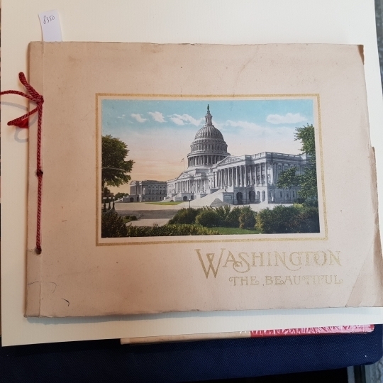 Washington the Beautiful. Illustrating in Colors the Magnificent Public Buildings, …