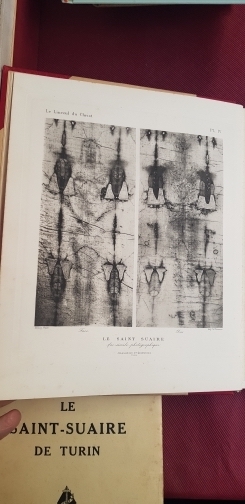 LE LINCEUL DU CHRIST. ETUDE SCIENTIFIQUE.