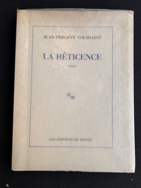 La reticence.