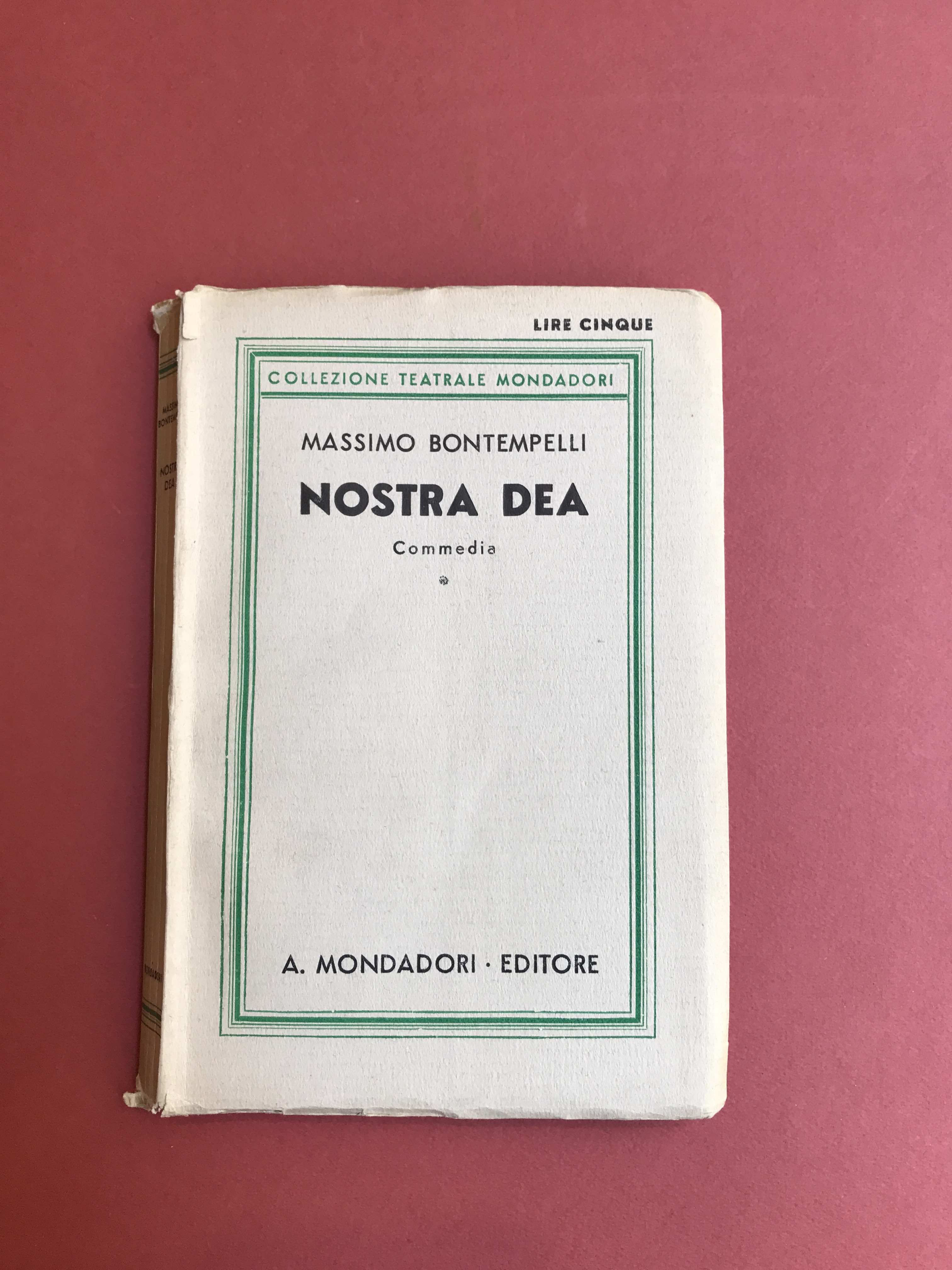 Nostra Dea. Commedia