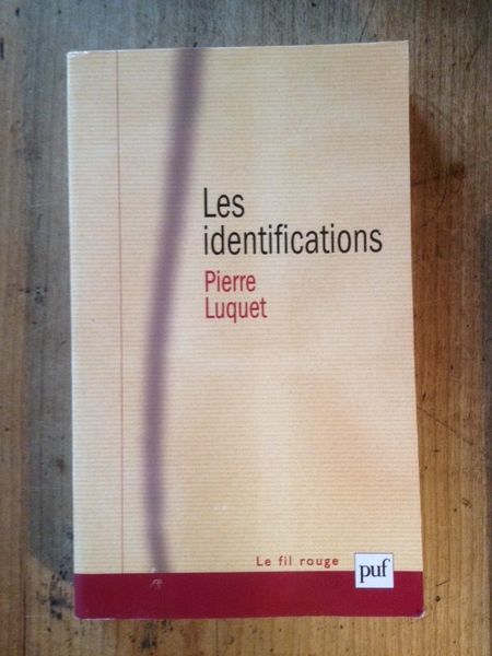 Les identifications