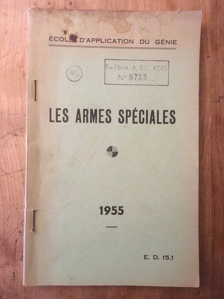 Les armes spéciales