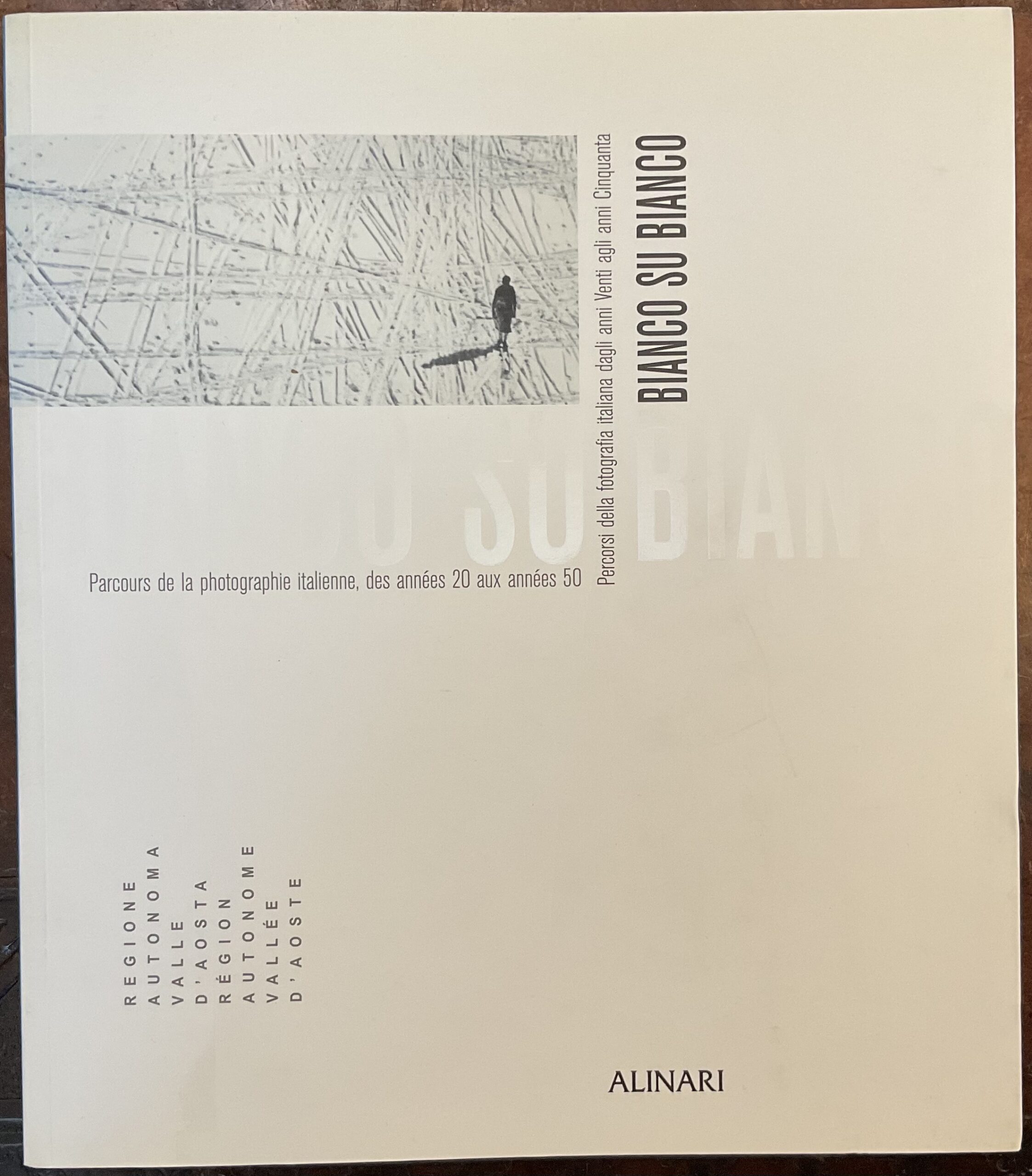 Bianco su bianco. Percorsi della fotografia italiana dagli anni Venti …