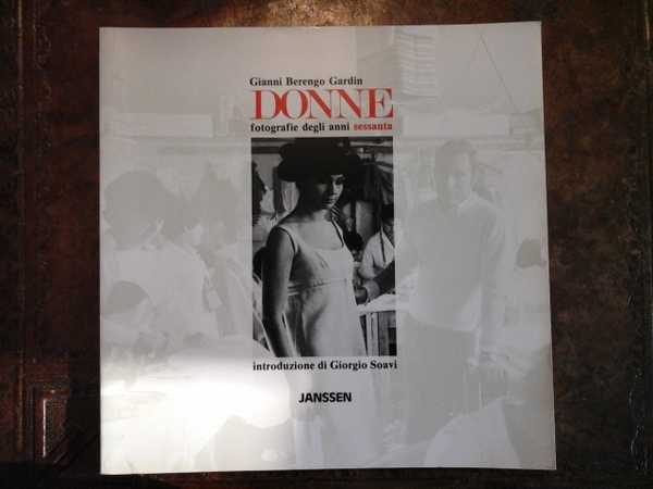 Donne, fotografie degli anni sessanta