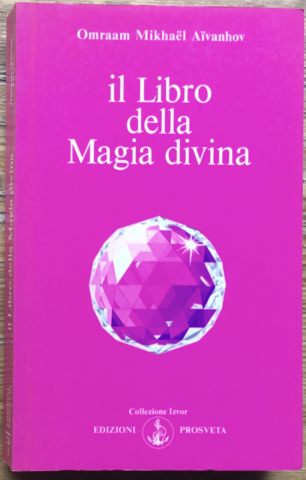 Il libro della Magia Divina