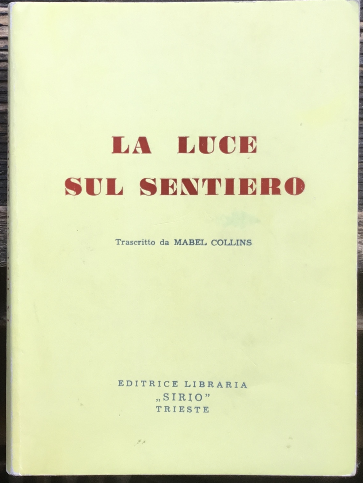 La luce sul sentiero